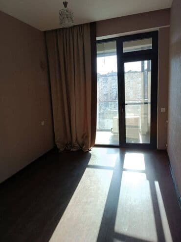 sarayda yeni tikili binalar: Xətai rayonu (Xətai Park, Gəncə prospekti) ərazisində inşa edilmiş 18 — 8