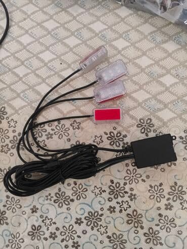 Avtomobil salon işıqı
yenidir işlənməyib 
telifonla idarə olunur