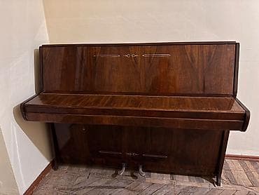 nilufer konsert: Pianina satılır. Qiymət 150 azn — 9