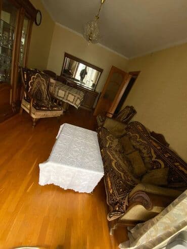 qurtulus 93 kiraye: İceri sehər Elimler metrosunun yaxınlığında Nərimanov heykəlinə yaxin — 1