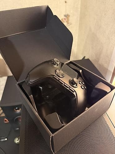 PS4 (Sony PlayStation 4): Manba one ver 2. 1 oyun bağlanılıb və sonra istifadə edilməyib — 1