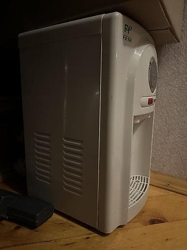 yağ ceken aparat satilir: Feya dispenser Isti və soyuq su keyfi Mini stol ustu model Az — 2