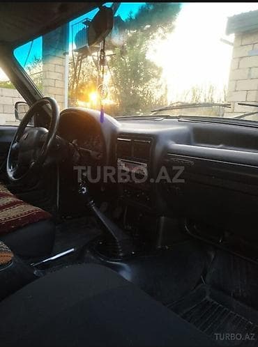 chevrolet cruz bufer: QAZ 3102 Volga: 2.5 l | 1998 il Sedan — 5