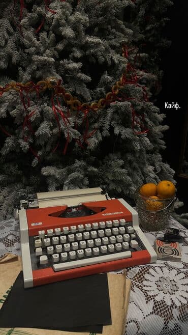 Digər biznes avadanlığı: Retro UNIS “tbm de Luxe” mexaniki yazı maşını (1975il) - Portativ — 3