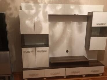 paxlava altlığı: İşlənmiş, Düz TV altlığı, Polkalı, Şüşəli — 1