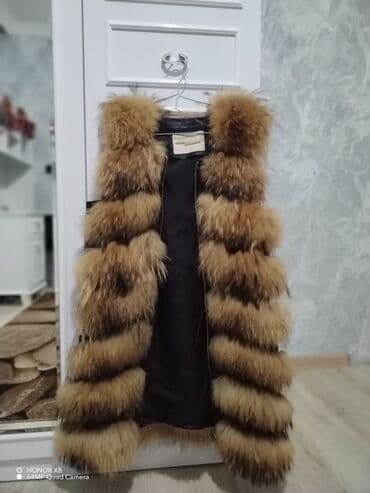 Pencəklər: Kürk jilet 2 defe geyilib yeni alinib 850 azne . S razmerdi. Wp — 3