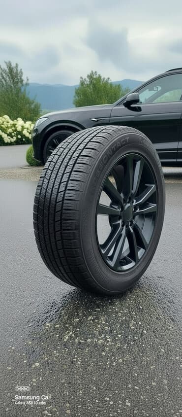 245 70 16: İşlənmiş Şin Continental 295 / 40 / R 21 — 4