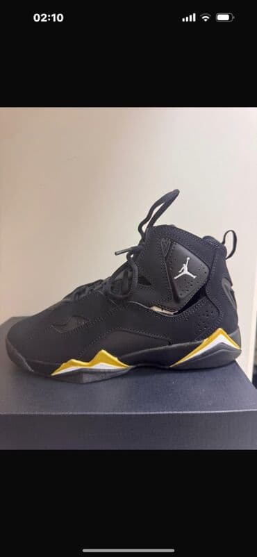 Üst geyimləri: Rəng - Qara Krossovkalar, Nike, Ölçü: 38, Uniseks — 1