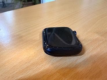 Apple watch SE 3 44mm. pil 100 ideal vəziyyətdə. Alınan gündən ekran — 6