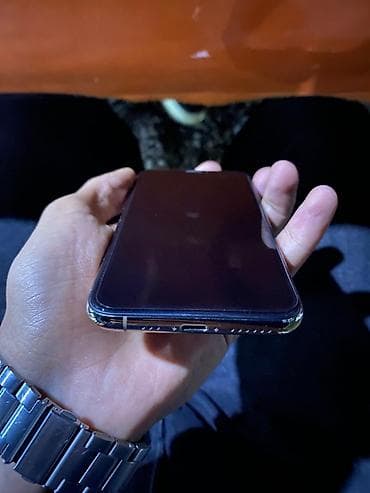 iphone 11 irşad: IPhone 11 Pro, Qızılı, Face ID — 3