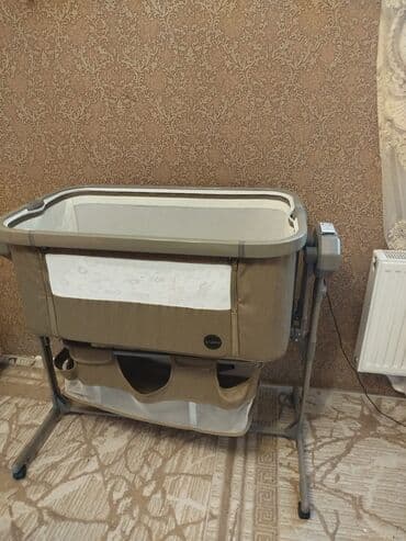 Ferrari: Oğlan və qız üçün, Dördbucaq, Beşik, Dəst ilə, Matras ilə, Yellənmə mexanizm ilə — 1