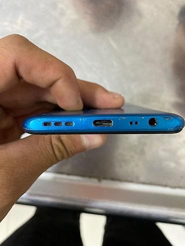 xiaomi redmi note 4 pro: Redmi smartfon – mavi rəng Xüsusiyyətlər: - Arxa tərəfdə AI Quad — 4