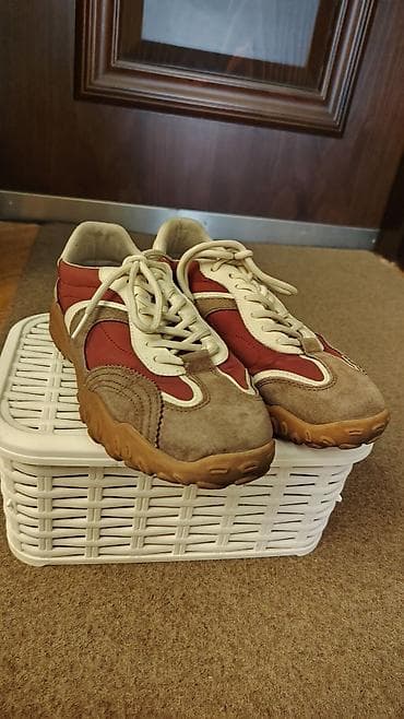 yagis geyimi: Az geyilinib — 4