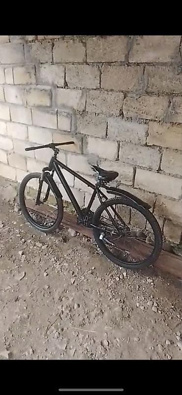 velosipedlər: İşlənmiş Şəhər velosipedi 26", sürətlərin sayı: 7, Ödənişli çatdırılma — 2