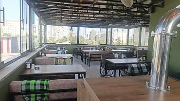 ereb azerbaycan tercume: Ofisiant tələb olunur, Restoran, Gündəlik ödəniş, 18-29 yaş, 1-2 illik təcrübə — 3