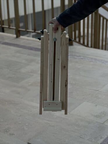 islenmis kunc divanlar: Sərgi stendi, Taxta — 5