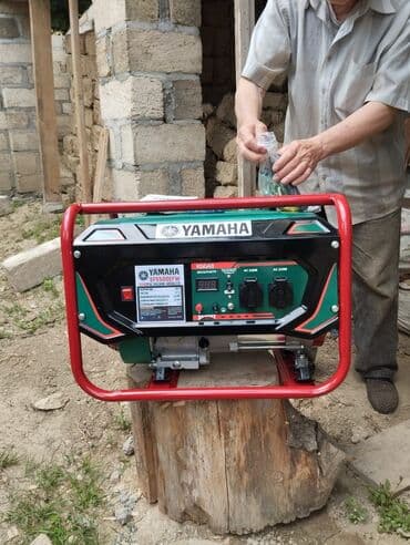 nol faza matorlar: Yeni və orijinal qablaşdırmasında olan Yamaha YG2000W generatoru. Bu — 4