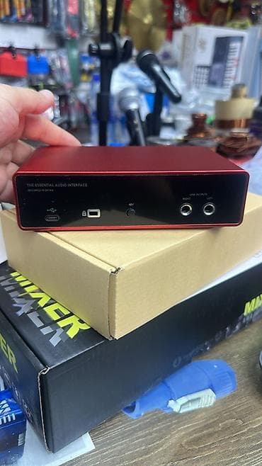 jbl: BORL Scarlett X2 USB Audio İnterfeys + Professional Mixer Məhsul — 5