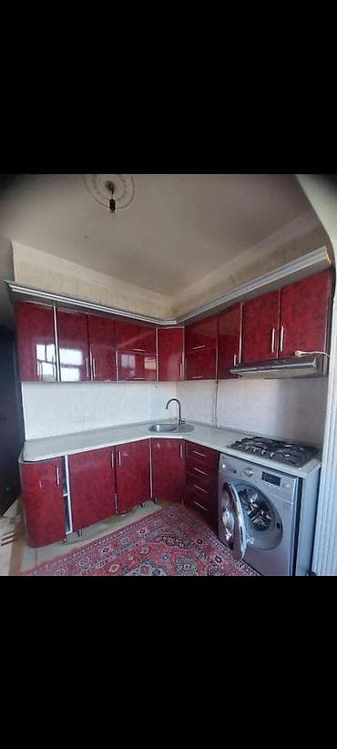 Mətbəx mebeli 300₼. Üzərində qaz,asperatormoyka verilir.Ölçü ümumi 4 at lalafo.az Mətbəx mebeli 300₼. Üzərində qaz,asperatormoyka verilir.Ölçü ümumi 4