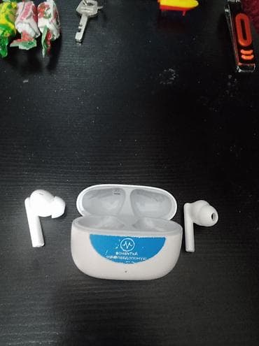 redmi nausnik: Tam simsiz qulaqlıq – şarj qabı ilə 2 ay qabaq irşaddan 50 manata — 2