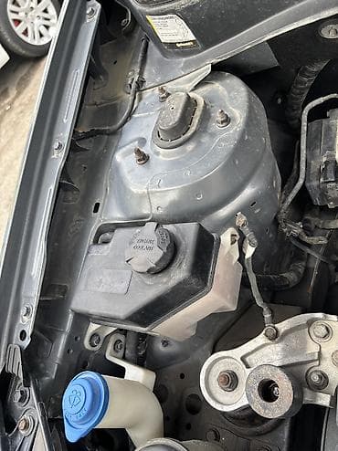 Nəqliyyat: Kia Rio: 1.4 l | 2005 il Hetçbek — 2