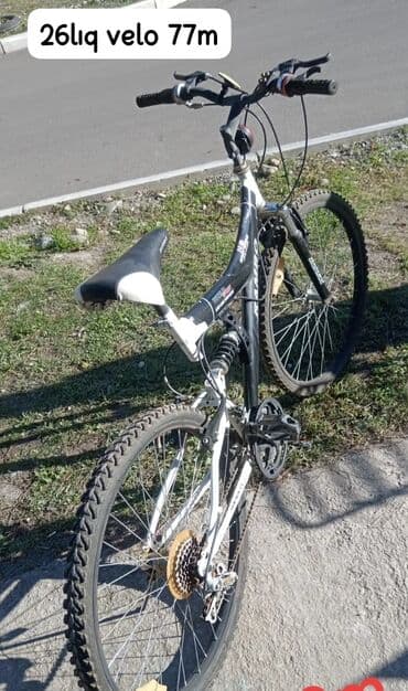 vele: 26 düymlük dağ velosipedi - Təkər ölçüsü: 26" - Alüminium/metal — 1