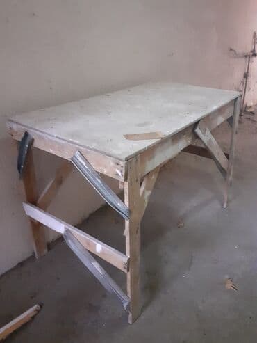 Taxta iş masası / dəzgah kazyol ala matirialdan yıqılıb şeher daxili