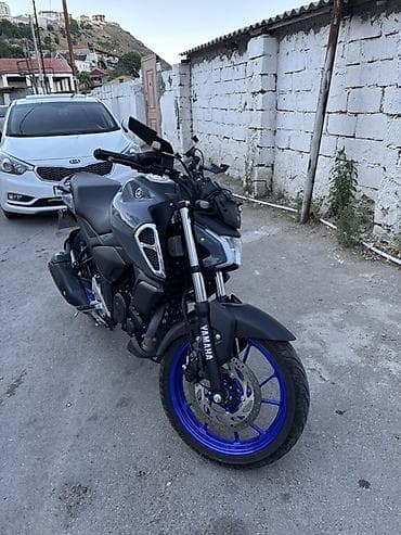 moto moped: Yamaha — 1