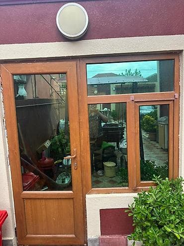 5 20 taxta: Pencere ve qapi birlikde 220azn. Olcu 275x140x190. Teze kimidir — 1