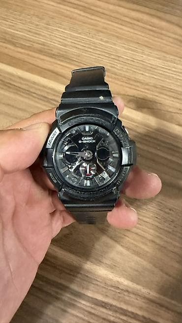 Aksesuarlar: Casio G-Shock qol saatı - Brend/model: Casio G‑Shock (orijinal), arxa — 3