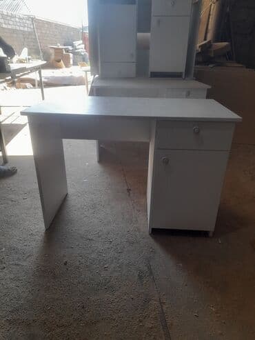 qız şekileri: Oğlan və qız üçün, Yeni, Siyirməli, Yazı masası, Stullar ilə — 2