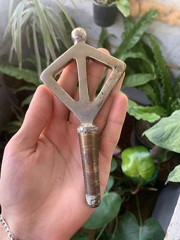 Qamaklar: Samovar kranı
40 litrlik samovarın üstündən çıxma kran. Tam təmizdir — 2