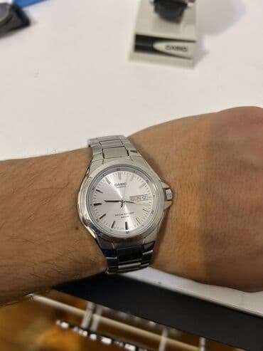 İşlənmiş, Qol saatı, Casio, rəng - Gümüşü