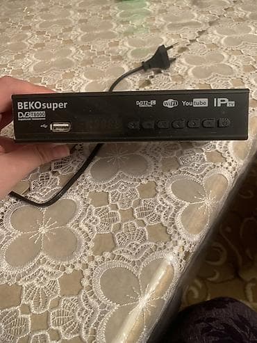 usb ventilator: BEKOsuper DVB-T8000 rəqəmsal TV qəbuLEDicisi Xüsusiyyətlər: - — 1