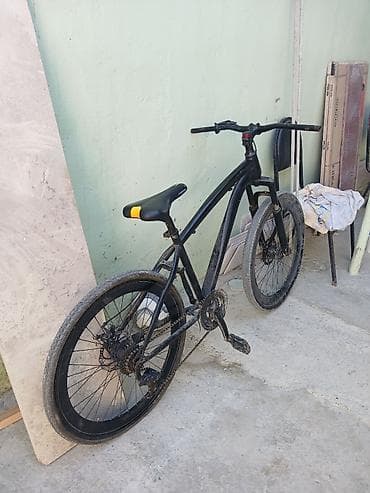 Автозапчасти: 26 liq velodu surulmur deye satiram. Arxa kamerasi desilib usdunde — 1