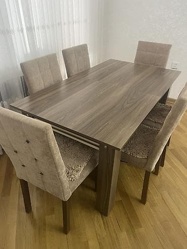 plastik stol stullar: İşlənmiş, Masa və oturacaqlar — 2