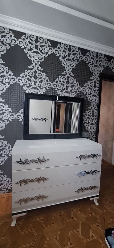 Digər mebel: İkinəfərlik çarpayı, 2 tumba, İşlənmiş — 1