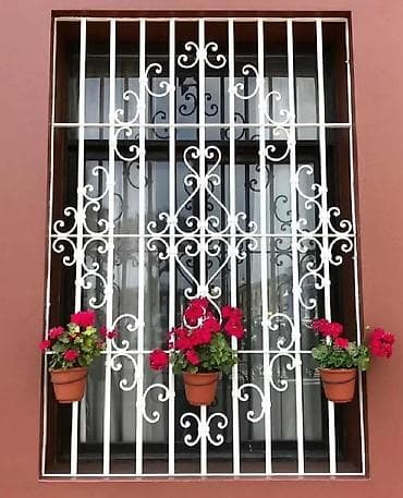 pencere kilidi: 055-421-91-53 Resotka 1-kv 35 azn Məhəccər 1-metr 50 azn başlayır — 3