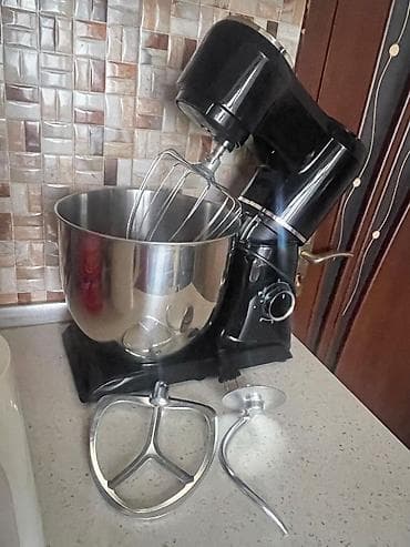 Plitələr və bişirmə panelləri: Mikser ve xəmir yoguran 2-3 dəfə işlədilib heç bir problemi yoxdur — 2