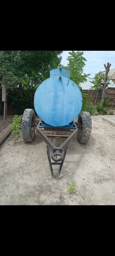 fasad daşları: Traktor qoşqusuna quraşdırılan metal su/Maye çəni - Silindrik — 3