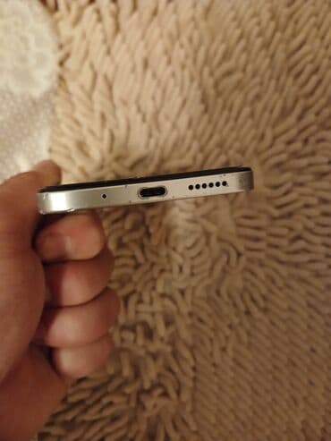 телефон fly cirrus 8: Redmi 12, 128 ГБ, цвет - Серебристый, Отпечаток пальца — 6