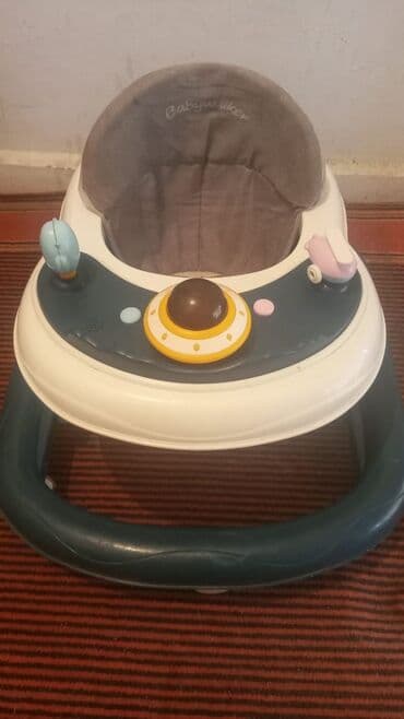 Uşaq gəzdiricisi (Babywalker) - Rənglər: tünd yaşıl-altlıq, ağ — 2