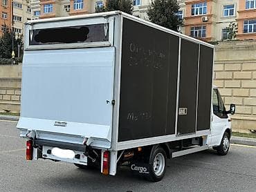 park masini: Yükdaşıma üçün qapalı furqonlu Ford Transit tipli yük maşını — 4