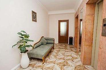 kiraye gence: İcarəyə verilir 3 otaqlı yeni tikili 165 m², Nizami m. Kateqoriya — 1
