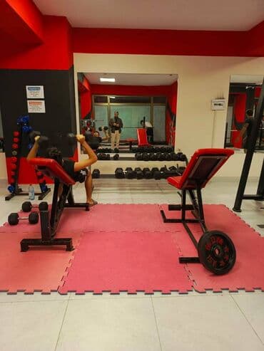 zal satılır: Təcili yarı qiymətinə Hazır İdman zalının içərisində yerləşən idman — 2