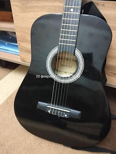 Fleytalar: Продаётся почти новая гитара,из дерева "Липа",в отличном состоянии для — 2