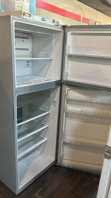 lg 108 ekran: 2 qapılı Hitachi Soyuducu Satılır, rəng - Gümüşü — 2