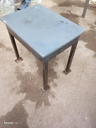 2 el masa ayağı: Metal konstruksiyalı kiçik stul 35*48,5*46 28*49,5*48 - Üst hissə — 3