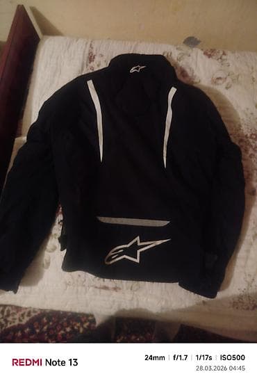 nama papik: Alpinestars motosiklet gödəkçəsi - Rəng: qara, ağ loqo və zolaqlar - — 2