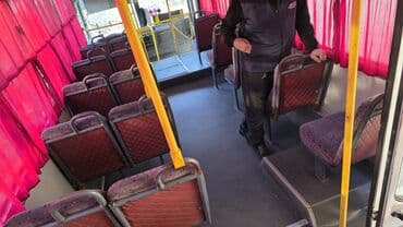 13 luk disk: Isuzu midibus – Ecobus kuzov Xüsusiyyətlər: - Marka/model: Isuzu — 4